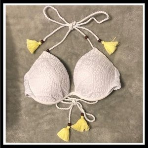 Victoria’s Secret White Bikini Top 34C